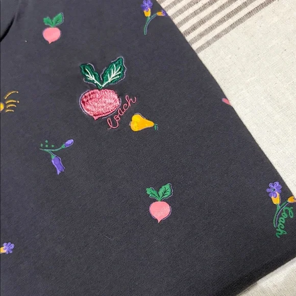 Coach dark gray Tee with Colorful Butterfly Embroidery - Picture 4 of 7